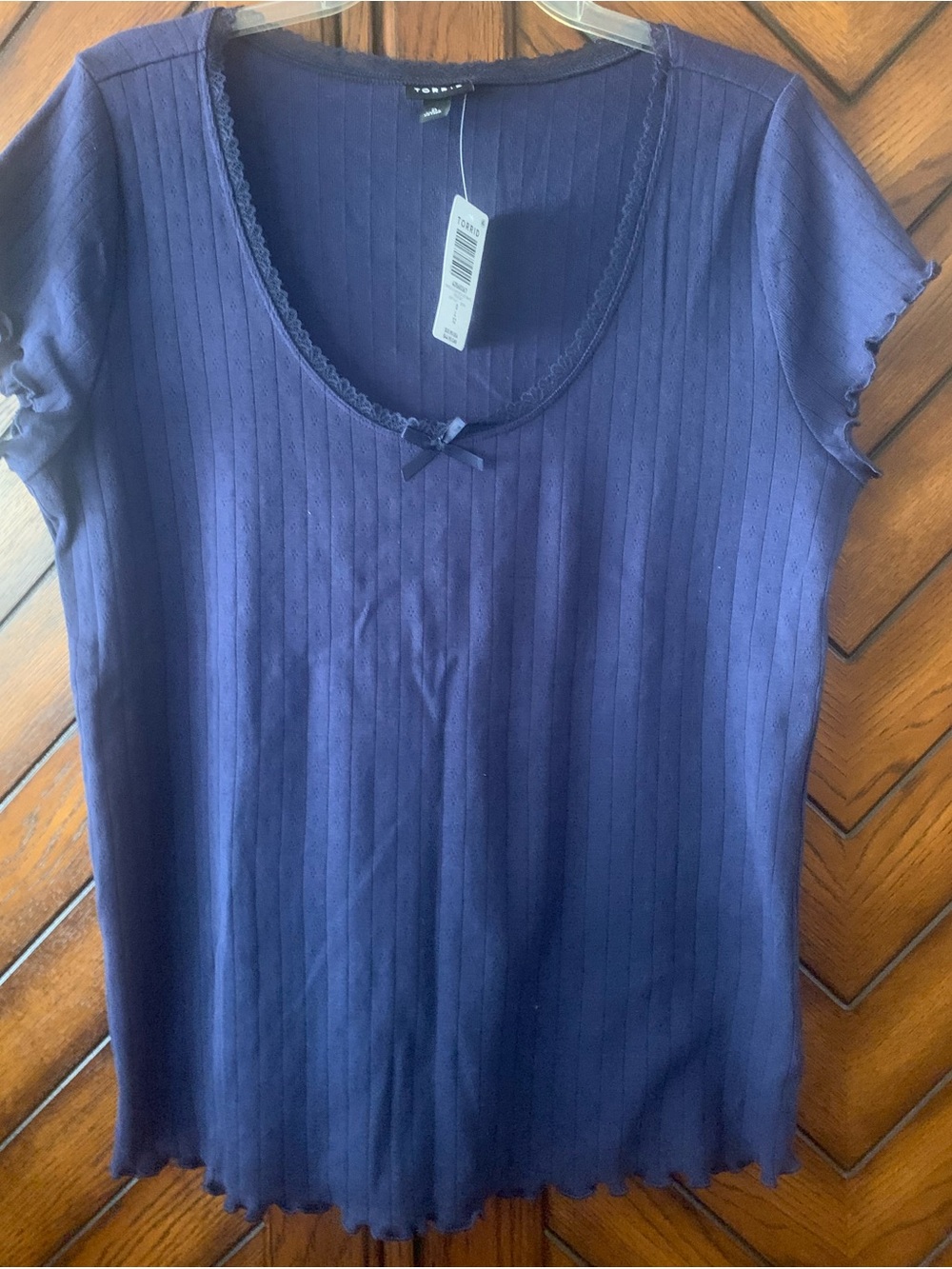 Torrid dark blue short sleeve top size Large - Picture 9 of 9